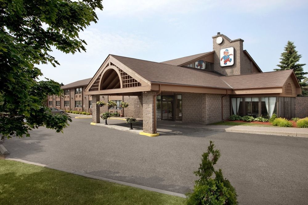 Travelodge By Wyndham Barrie Exterior photo